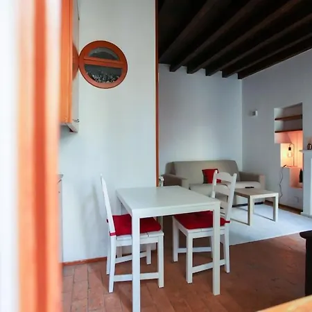 Charming Flat In Brera * Milán