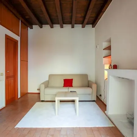Apartment Charming Flat In Brera